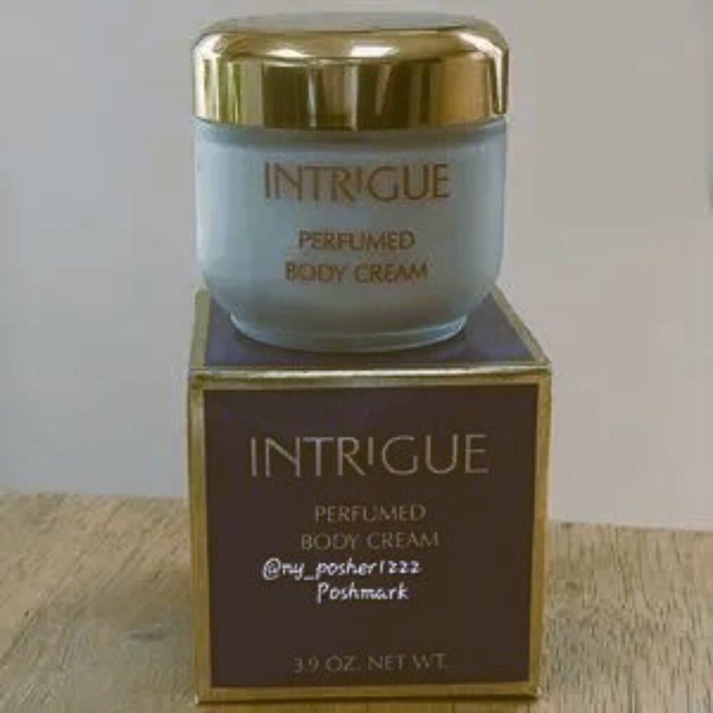 *𝓥𝓲𝓷𝓽𝓪𝓰𝓮 𝖬𝖠𝖱𝖸 𝖪𝖠𝖸 INTRIGUE Perfumed Body Cream 3.9 oz. Net Wt.🟣